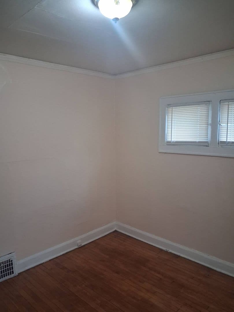 MILWAUKEE Apartment: 3716 N 17TH ST
