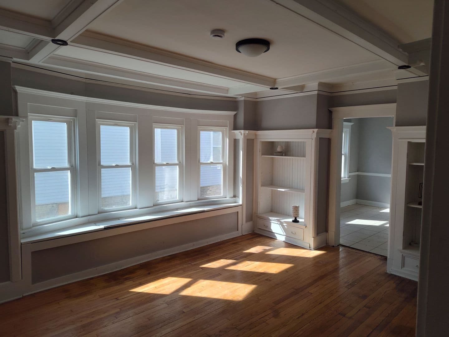 MILWAUKEE Apartment: 2545 N 21ST STREET