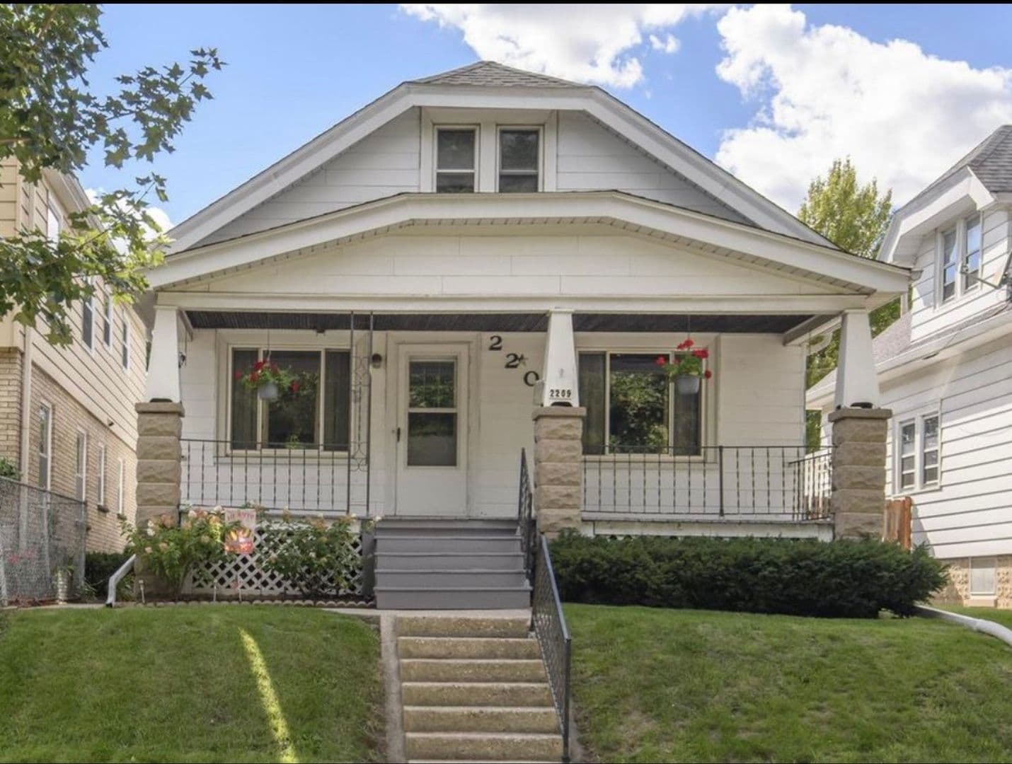WEST ALLIS House: 2209 S 63RD STREET