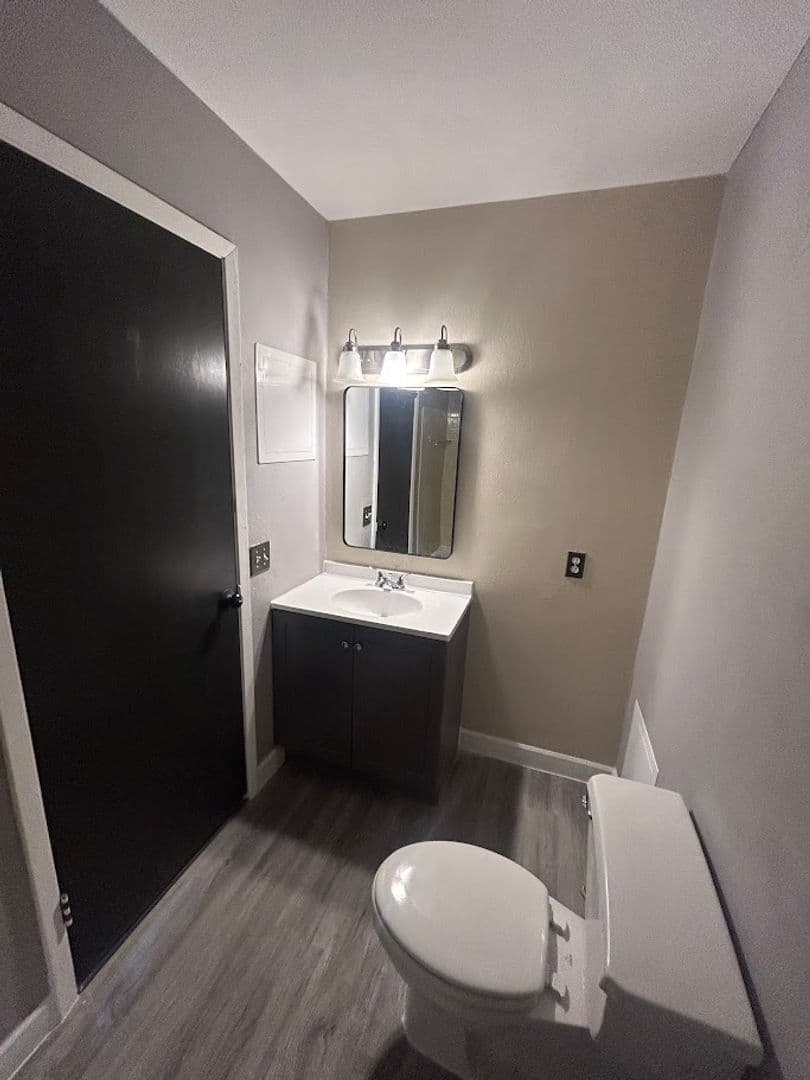 MILWAUKEE Condo: 6021 W PORT AVE  UNIT 101A