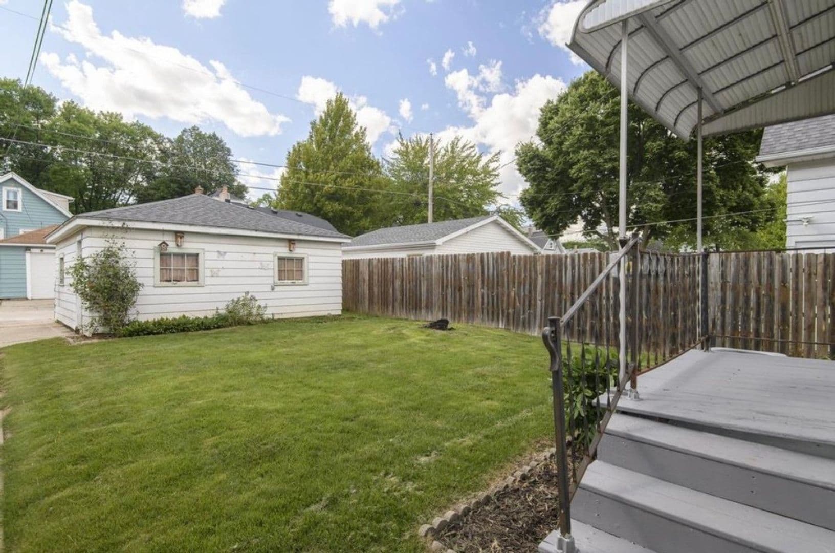 WEST ALLIS House: 2209 S 63RD STREET