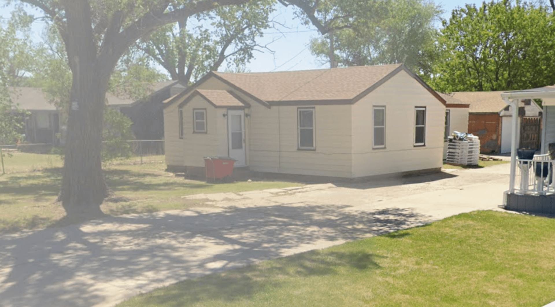Great Bend House: 1501 2nd st