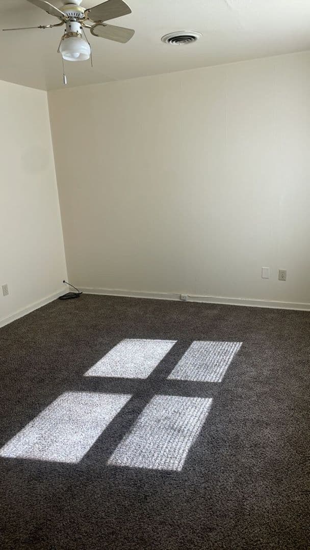 Great Bend Apartment: 2601 20th St.