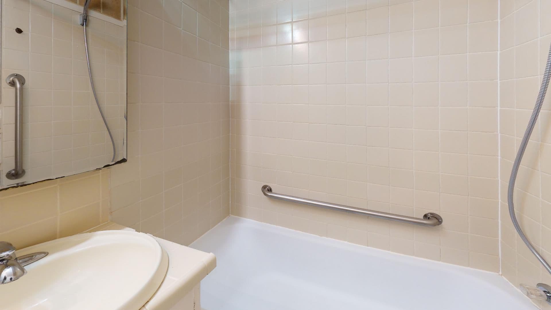 Great Bend House: 3000 18th