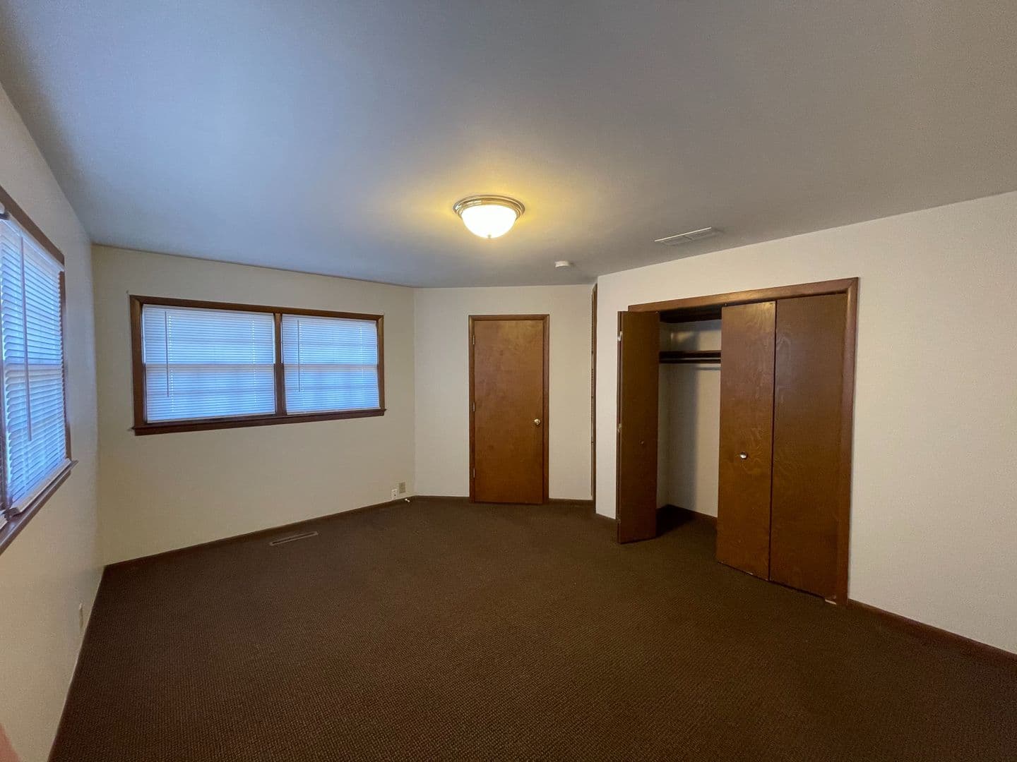Great Bend House: 2922 Quivira Ave.