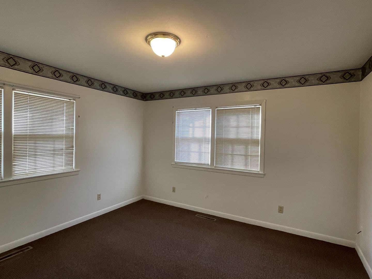 Great Bend House: 2922 Quivira Ave.