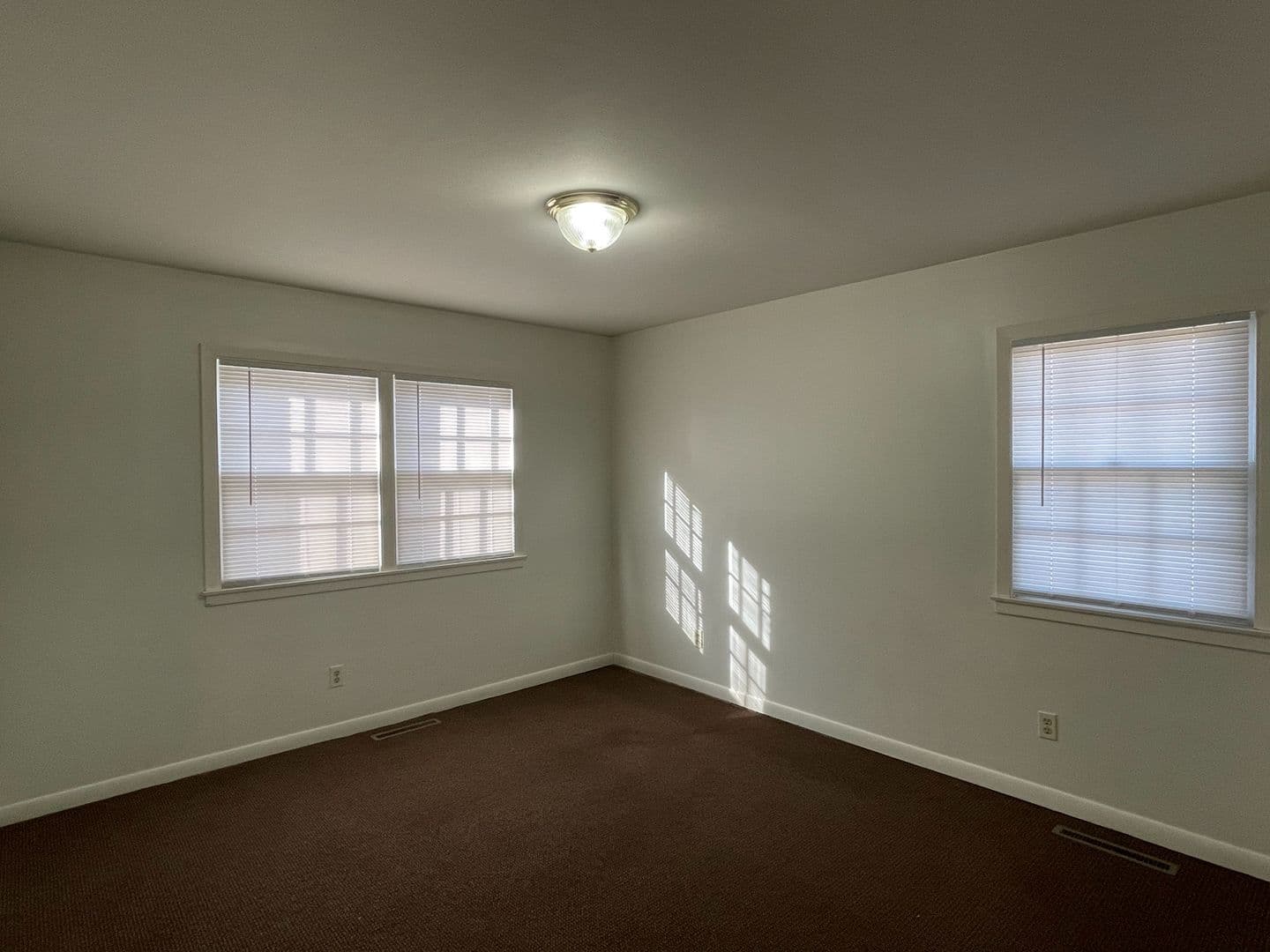 Great Bend House: 2922 Quivira Ave.