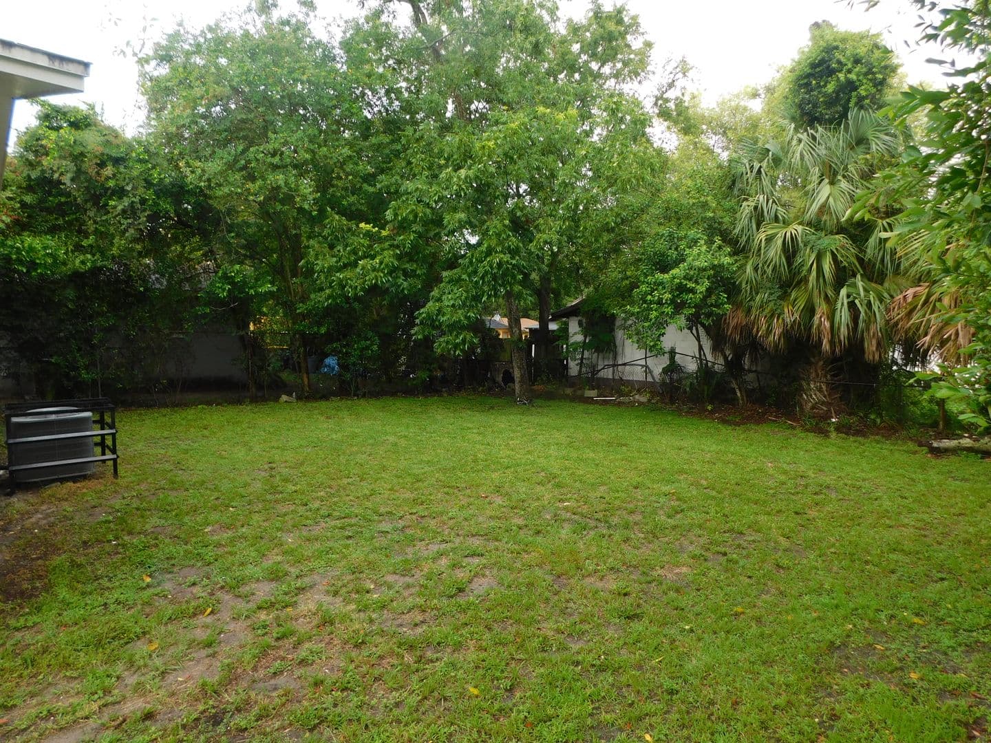 Jacksonville House: 2125 Brackland St