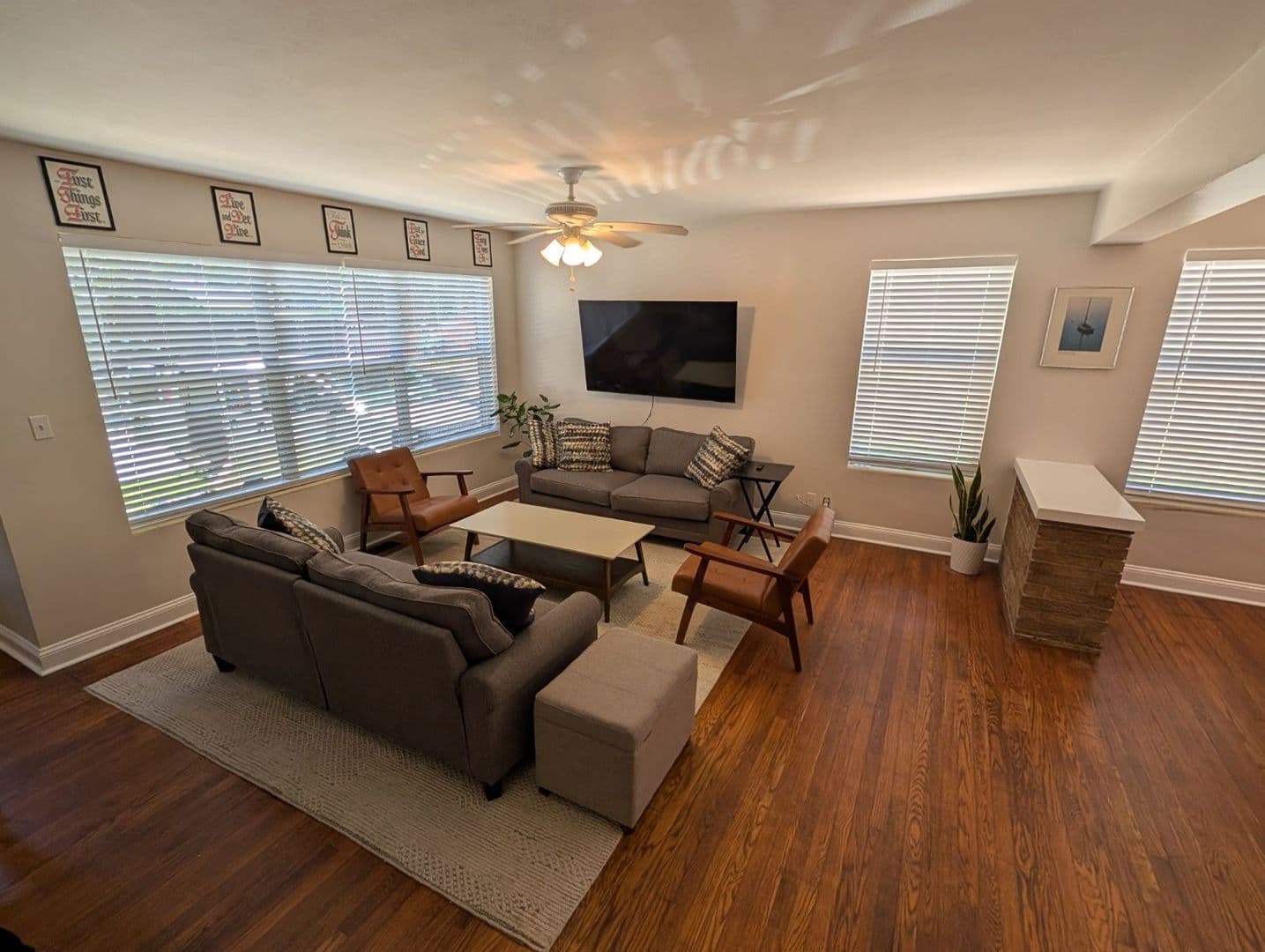 Jacksonville Apartment: 2716 Green St