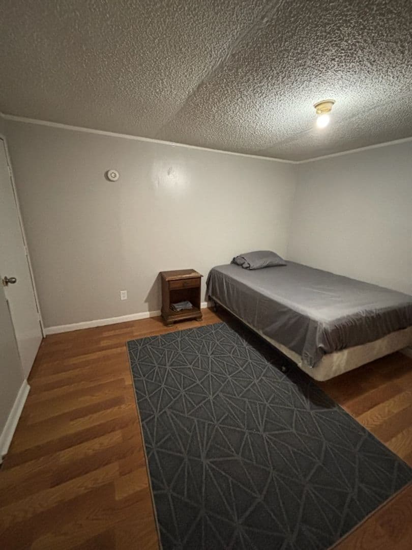 Jacksonville Apartment: 9256 7th Ave