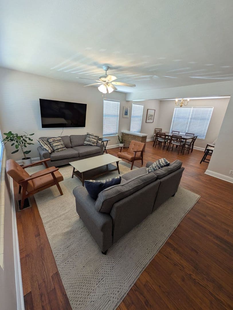 Jacksonville Apartment: 2716 Green St