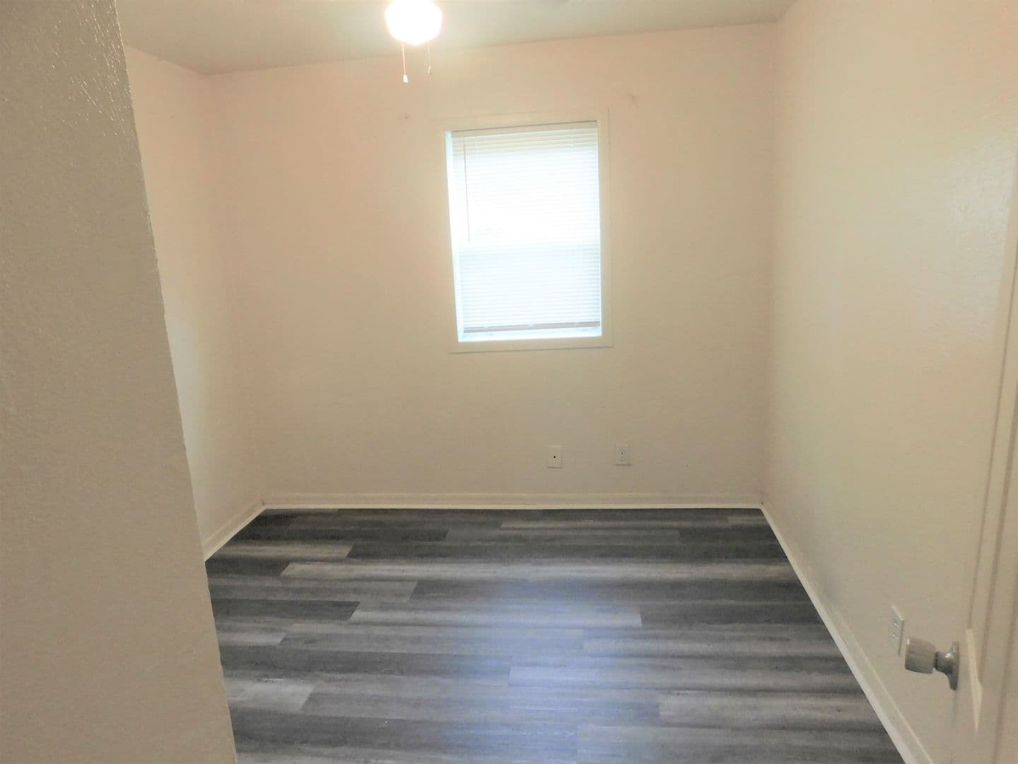 Jacksonville House: 2125 Brackland St
