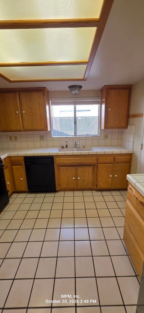 paso robles House: 905 Inverness