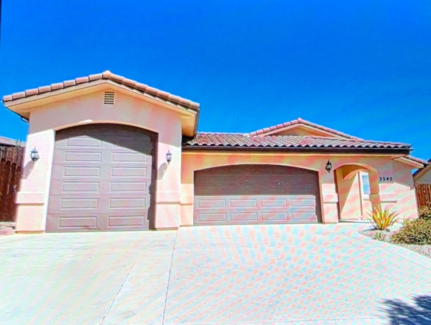 Paso Robles House: 3540 Lakeside Village Dr