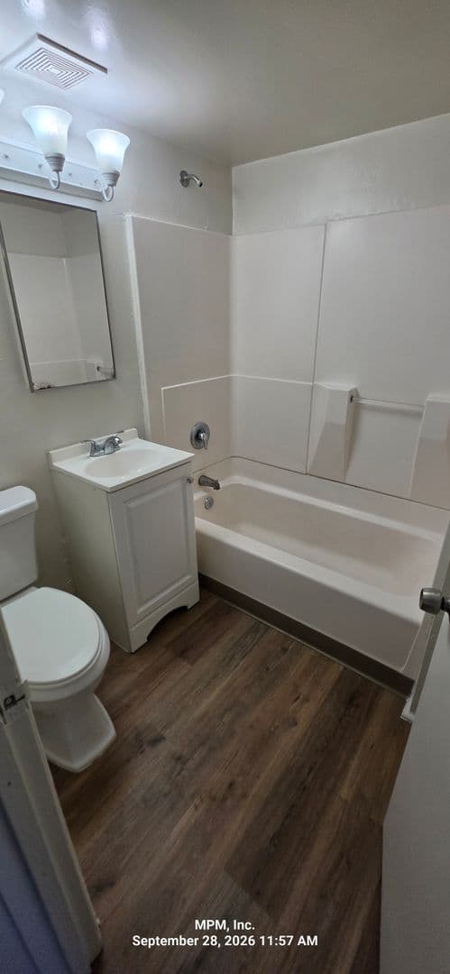 Paso Robles Apartment: 3003 Vine St (3003, 3005)
