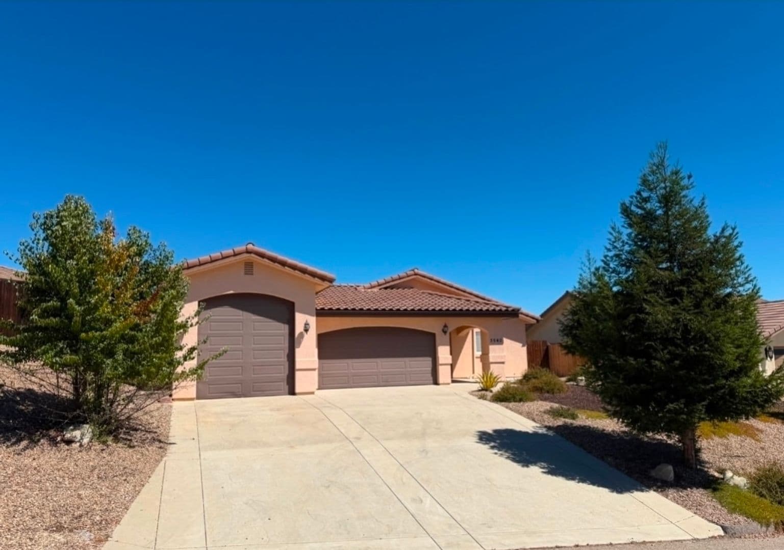 Paso Robles House: 3540 Lakeside Village Dr
