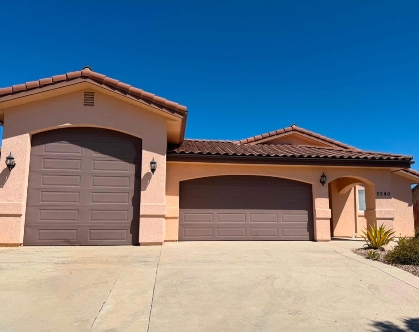 Paso Robles House: 3540 Lakeside Village Dr