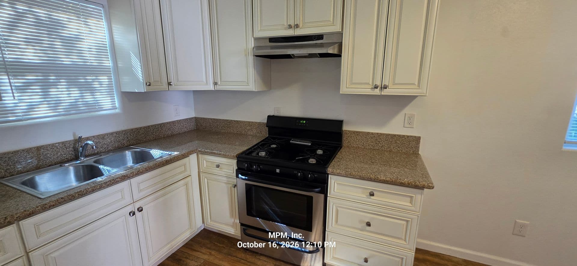 Paso Robles Apartment: 1435 Vine St