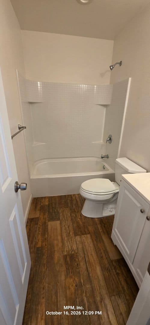 Paso Robles Apartment: 1435 Vine St