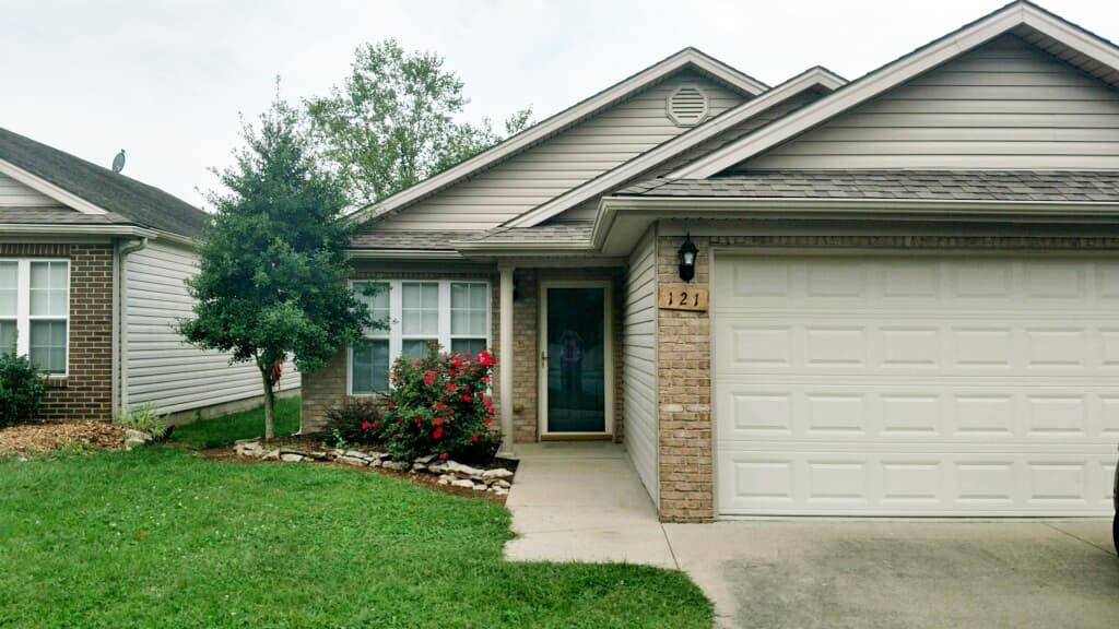 Lexington House: 121 Blue Heron Place