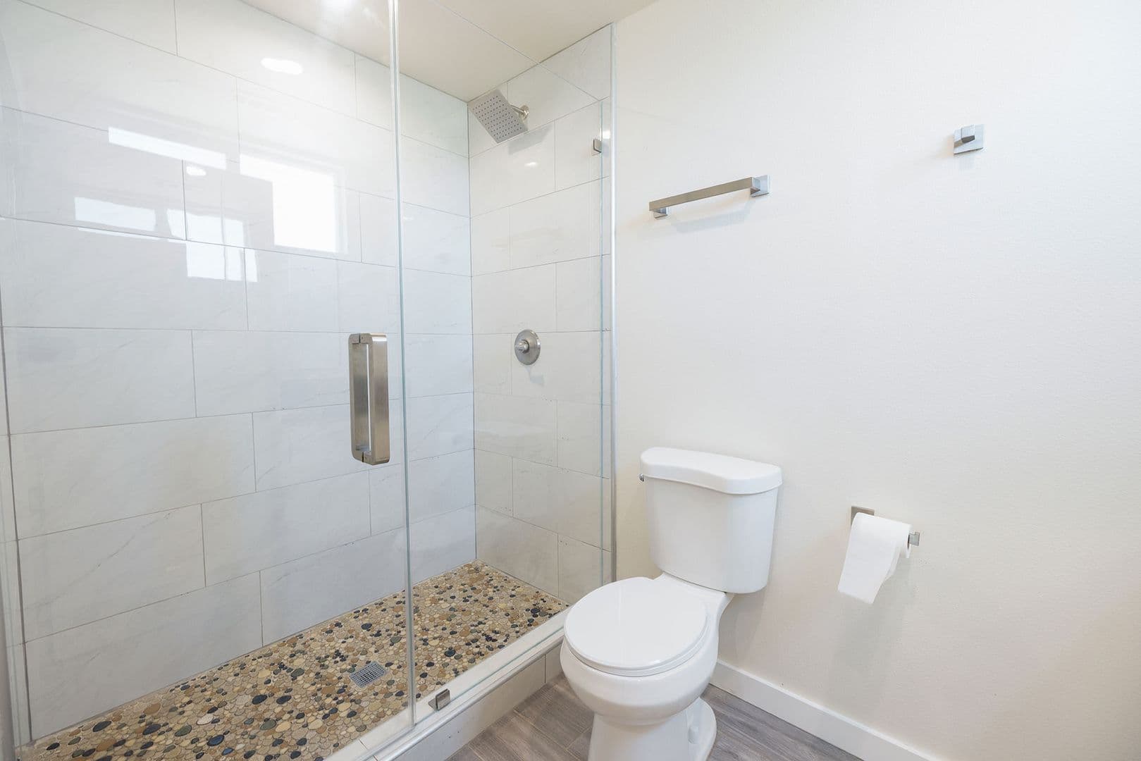 LOS ANGELES Apartment: 1128-1132 W 39TH ST