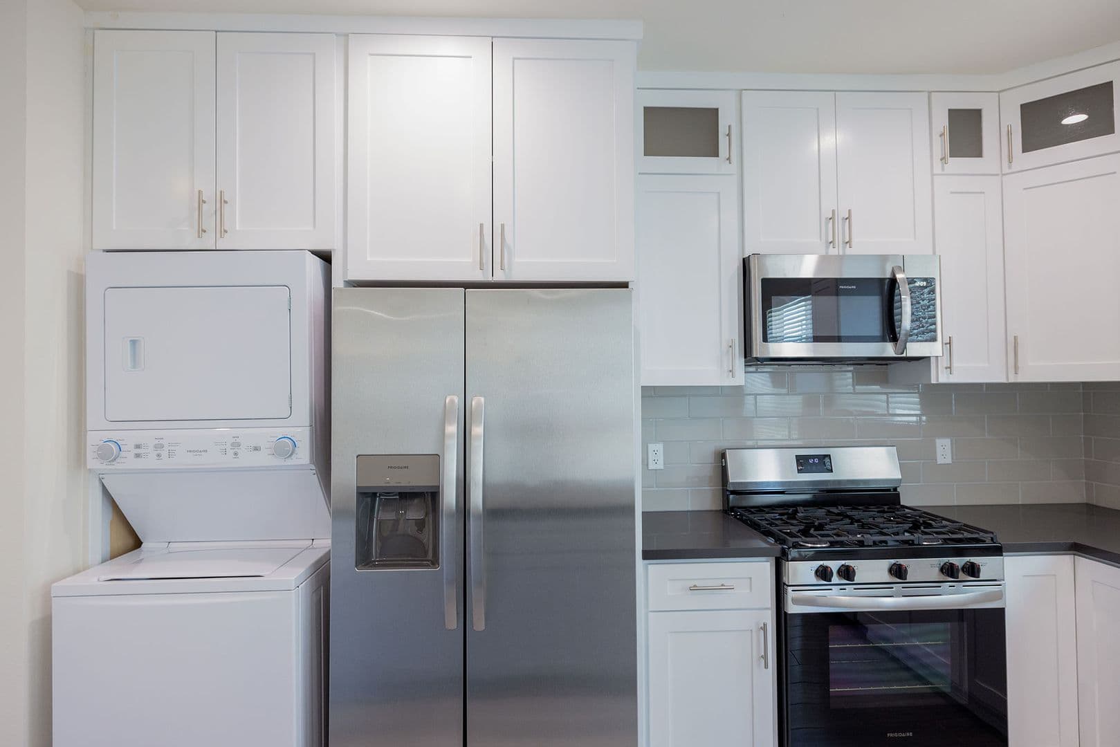 LOS ANGELES Apartment: 1128-1132 W 39TH ST