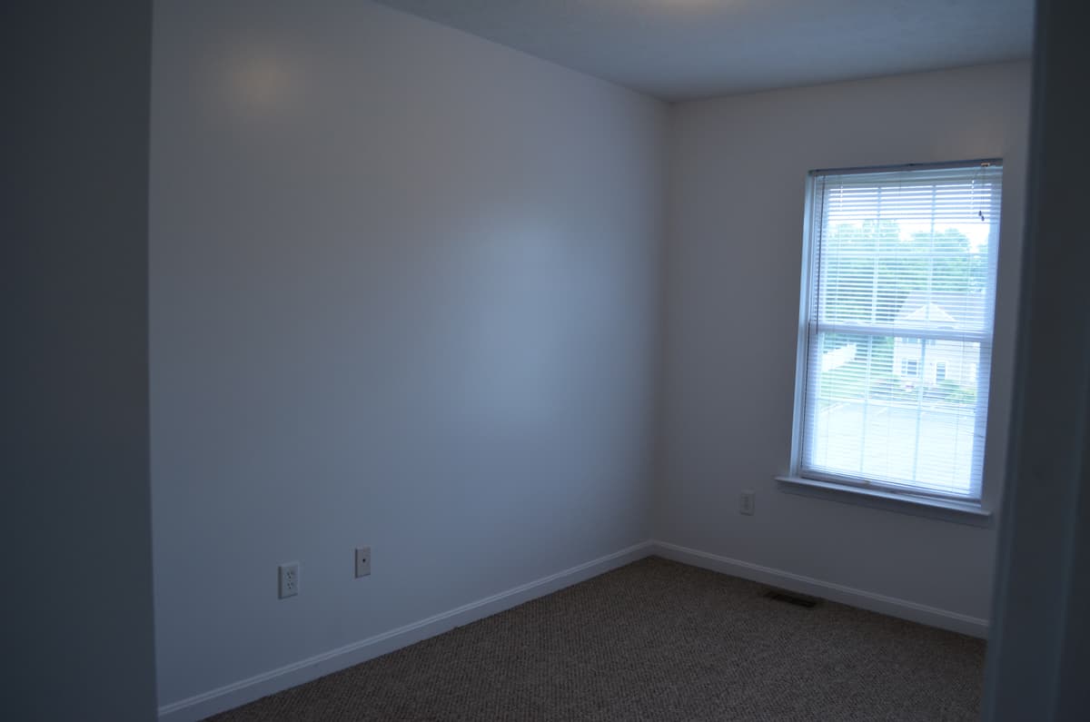 Broadway Townhome: 171 Sandy Ln.