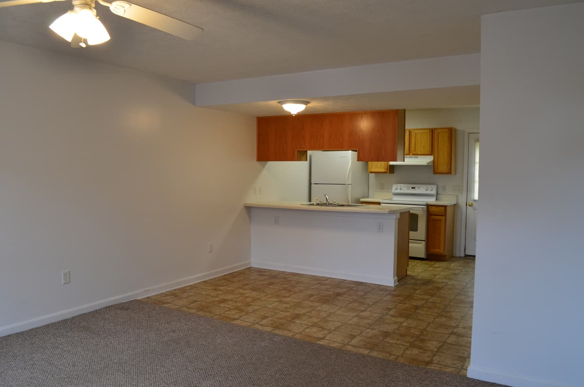 Broadway Townhome: 171 Sandy Ln.