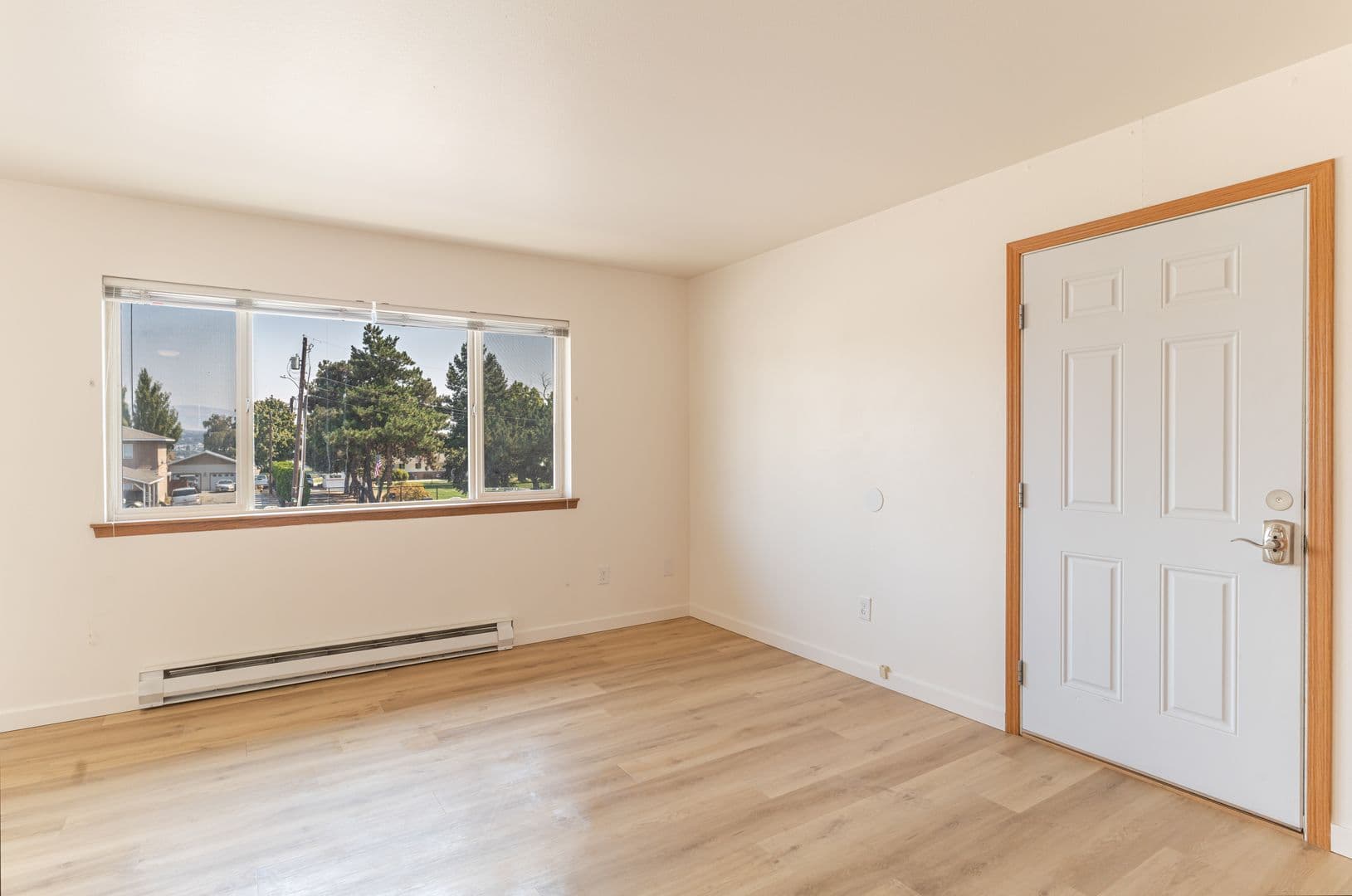 wenatchee Apartment: 1624 Cross St