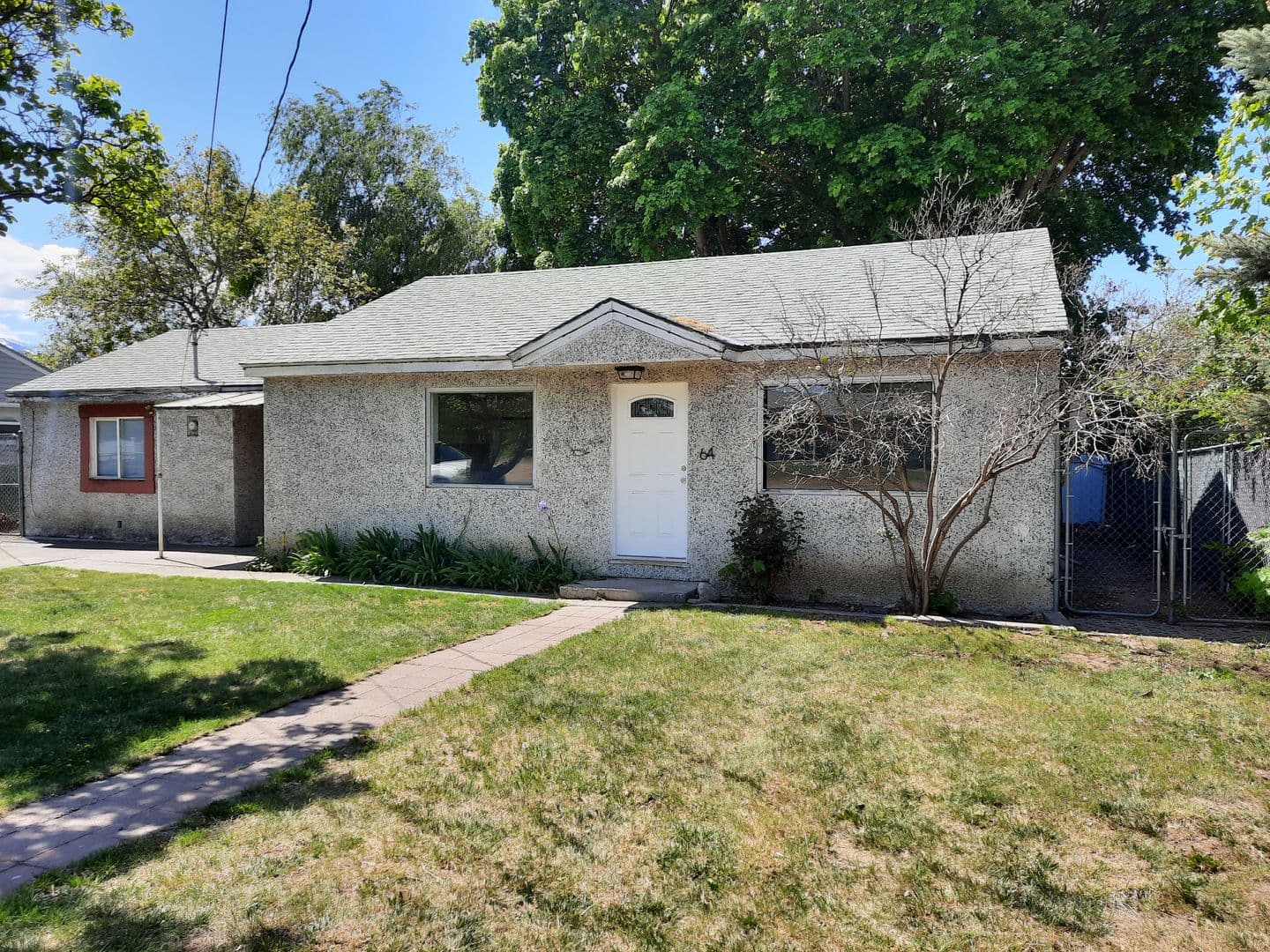 East Wenatchee Apartment: 64 N James
