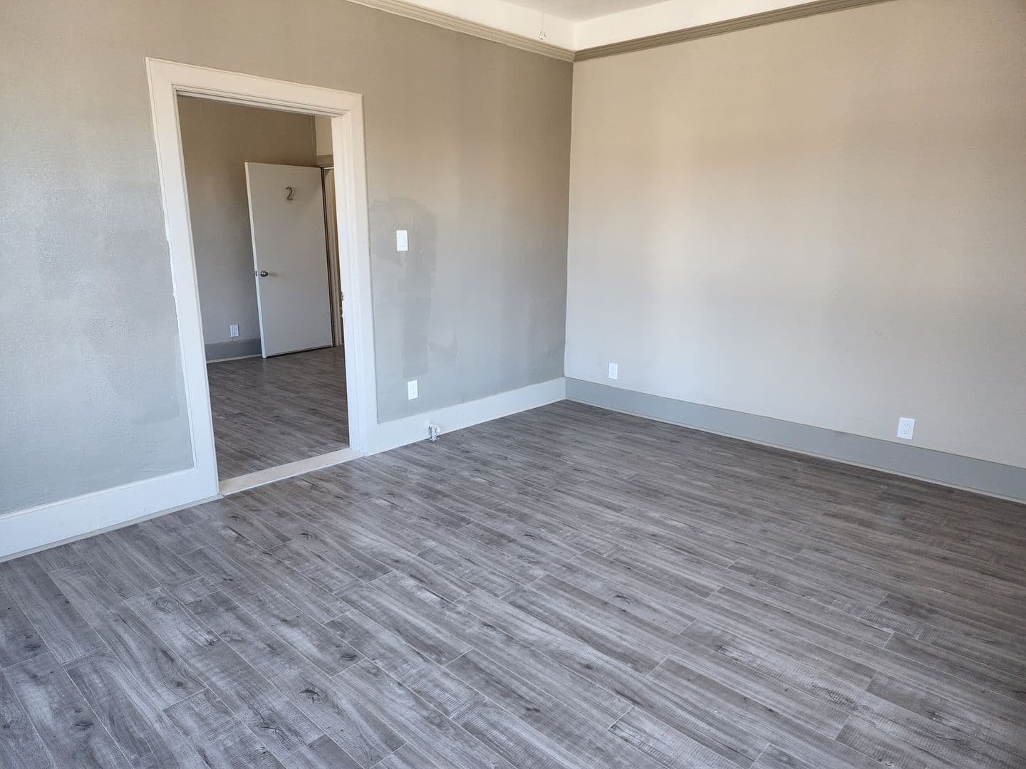 Oakland Apartment: 3209 International Blvd