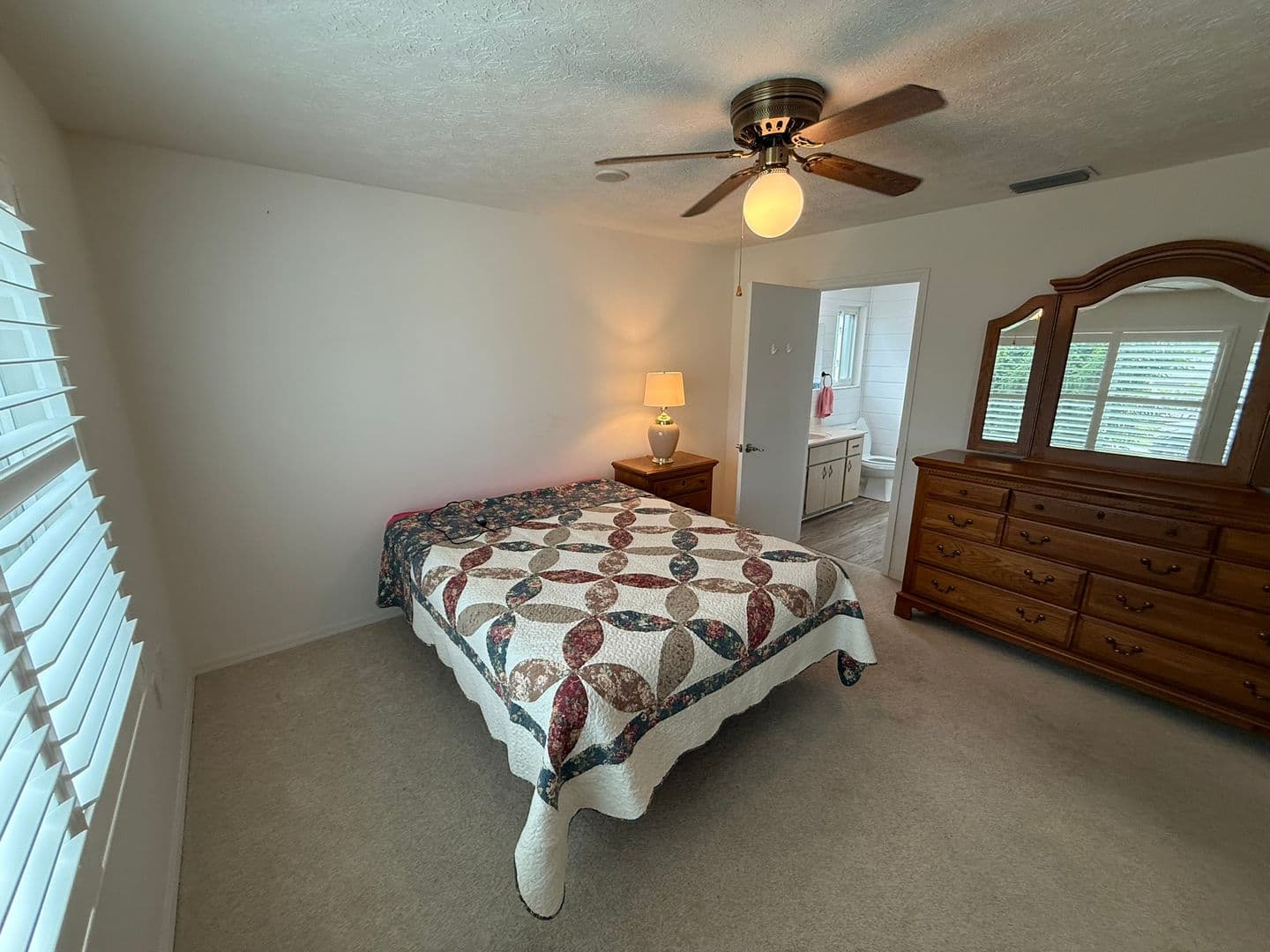 Summerfield House: 11049 SE 174th Loop
