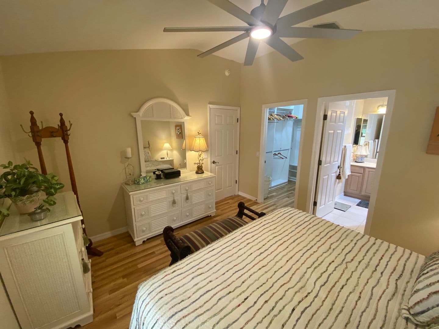 The Villages House: 3301 Archer Ave.
