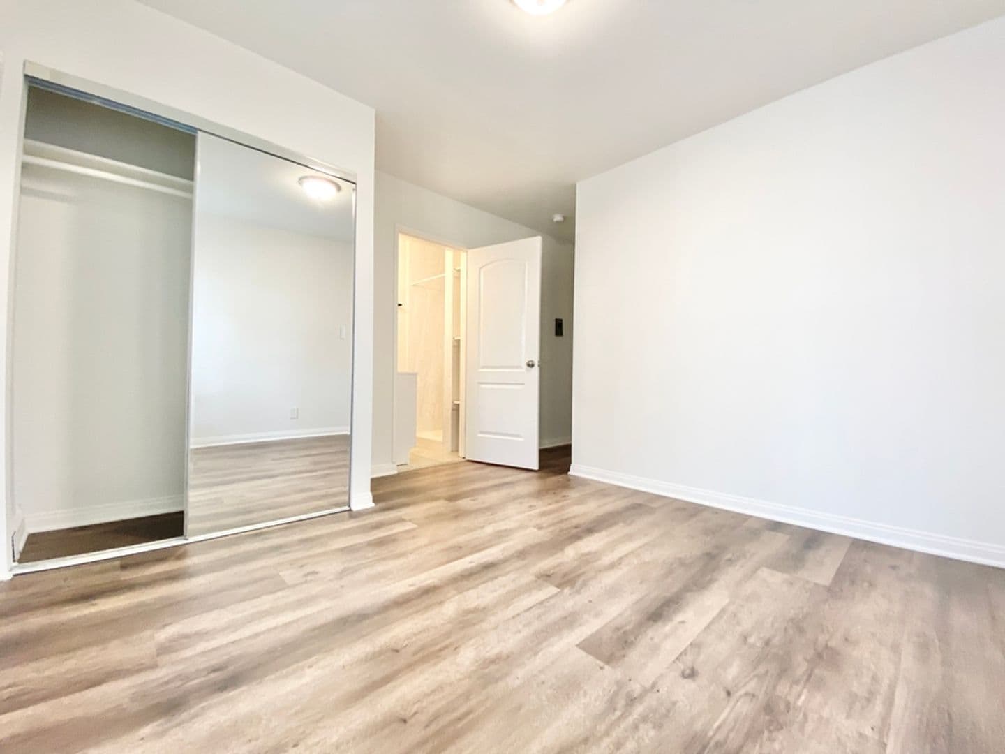 Los Angeles Apartment: 2116-2118 E. Cesar Chavez Avenue
