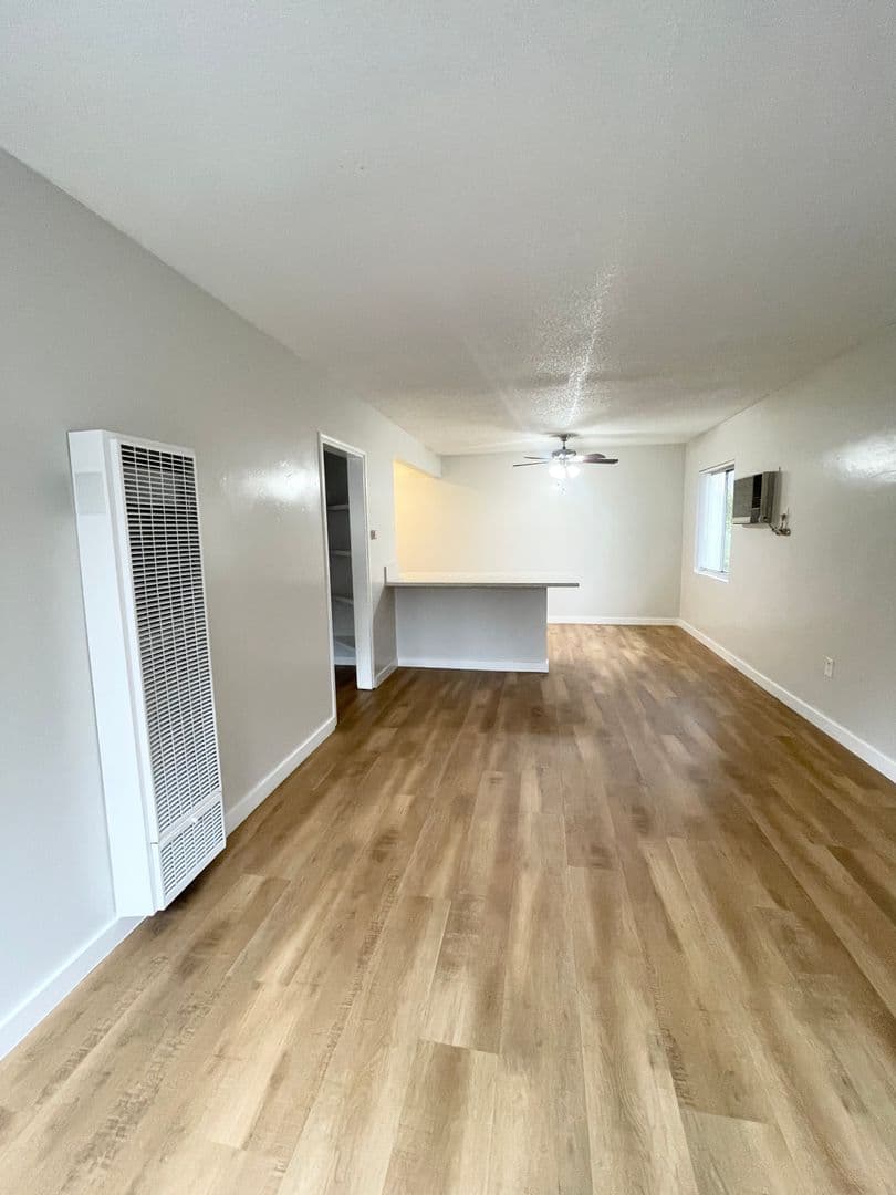 Monrovia Apartment: 729-733 W Foothill Blvd