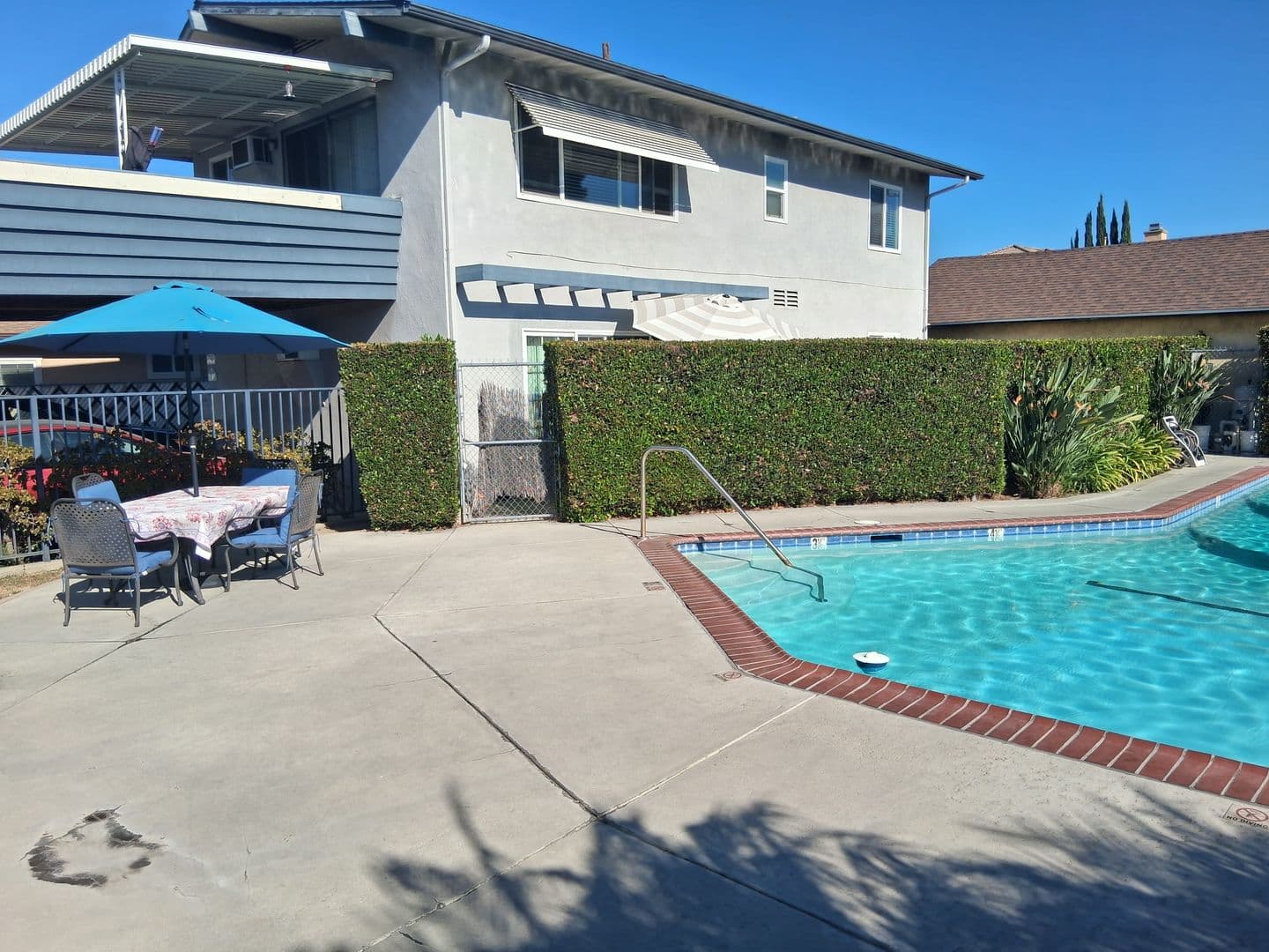 Temple City Apartment: 5626-5630 Sultana Ave