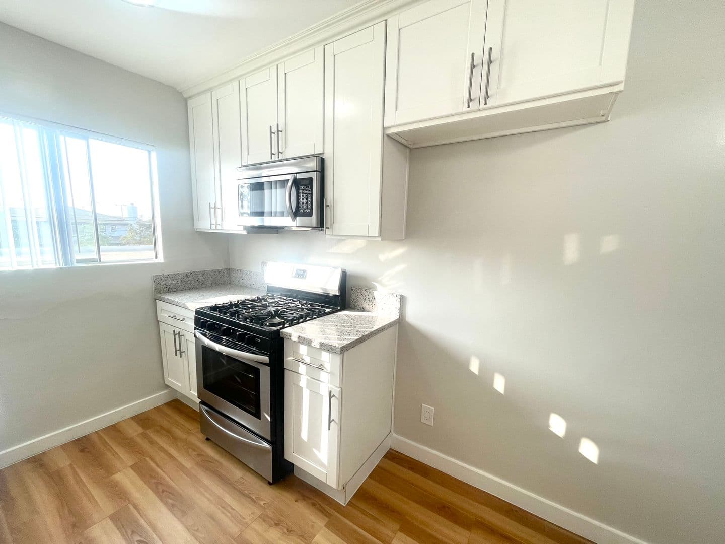 West Covina Apartment: 747 N Azusa Ave