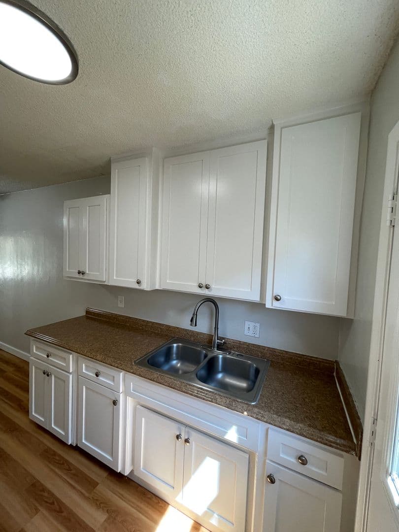 West Covina Apartment: 747 N Azusa Ave