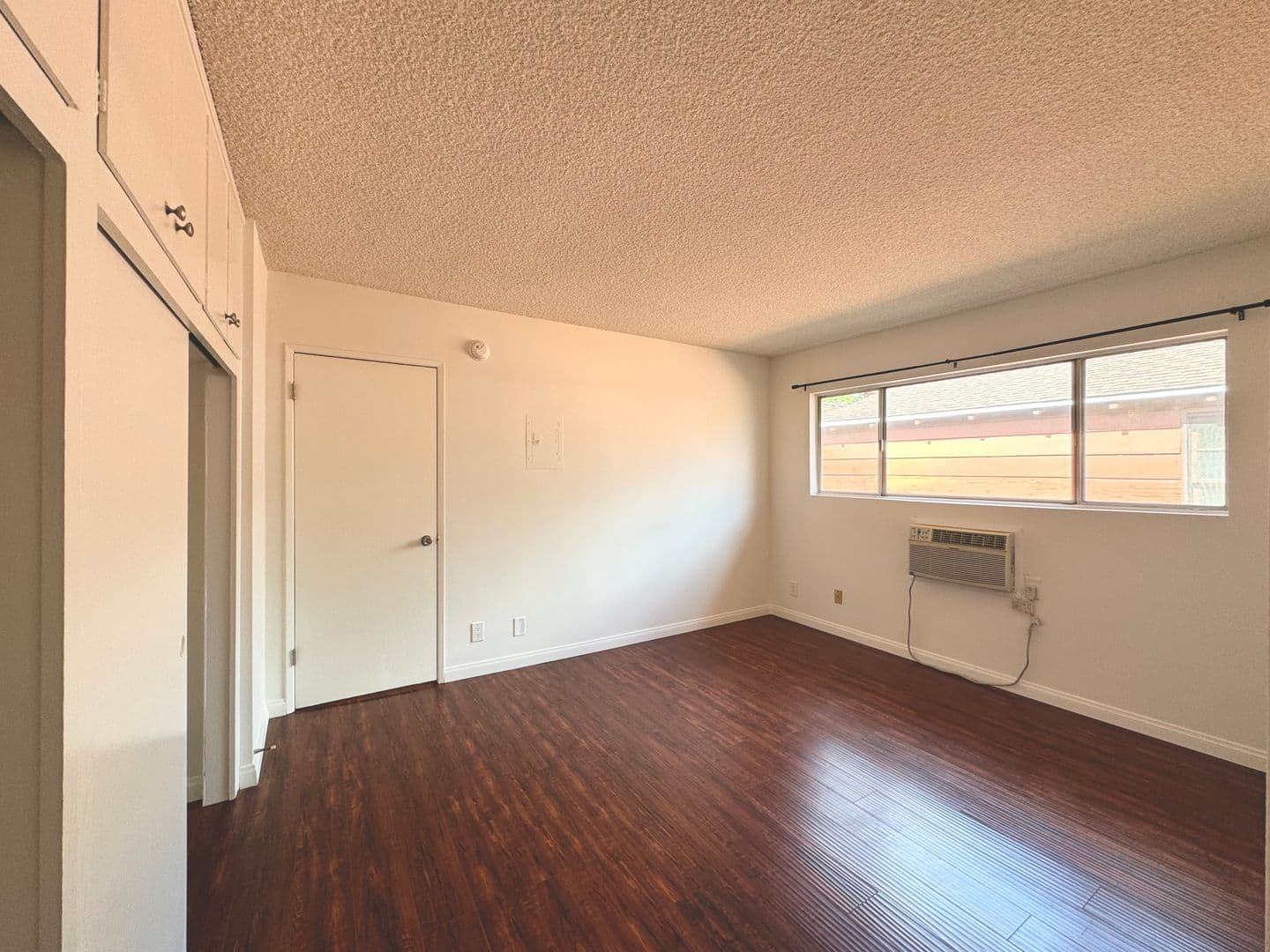 Los Angeles Apartment: 2106 S. Bentley Ave