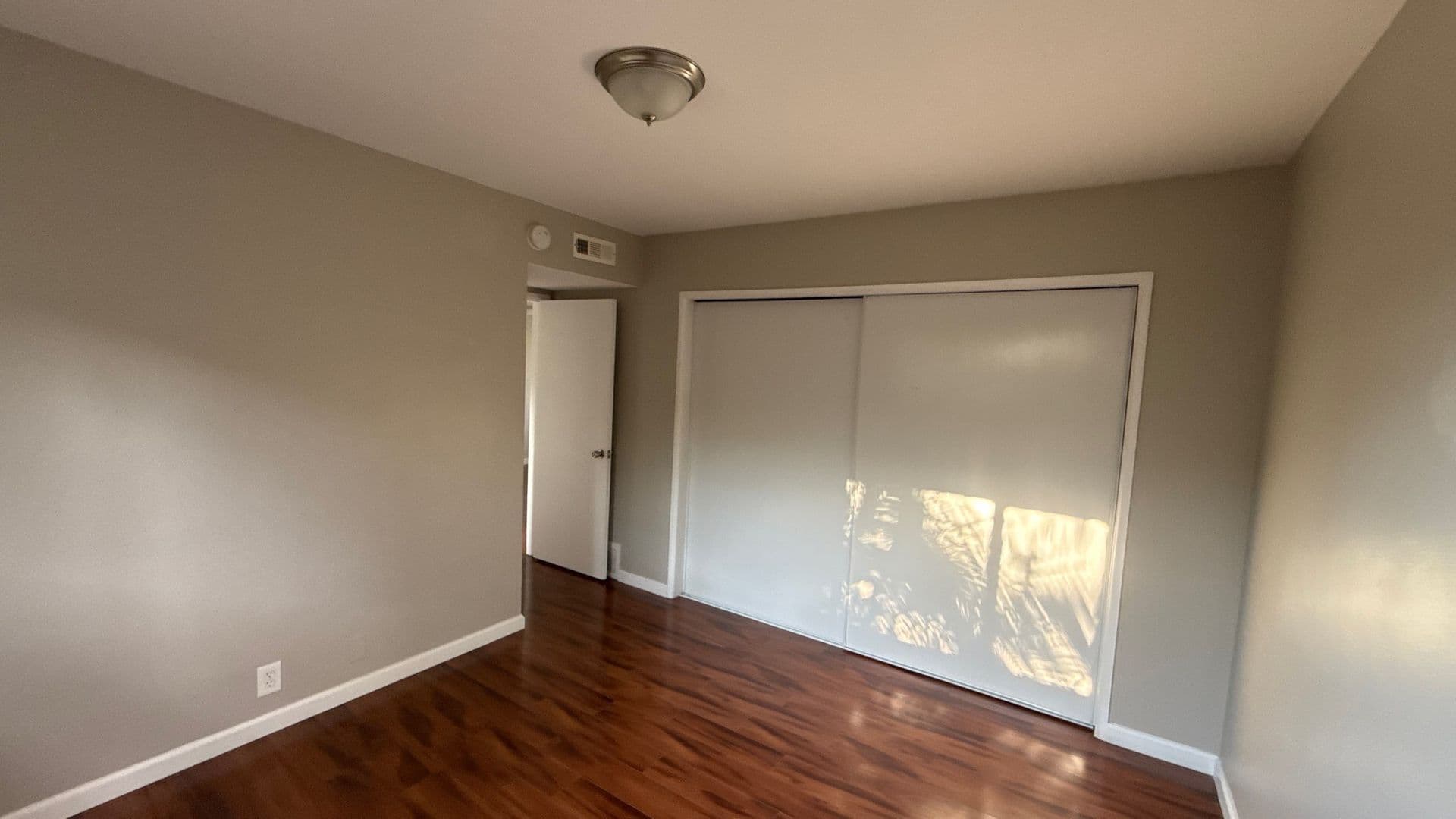 South Pasadena Apartment: 1675 Amberwood Drive