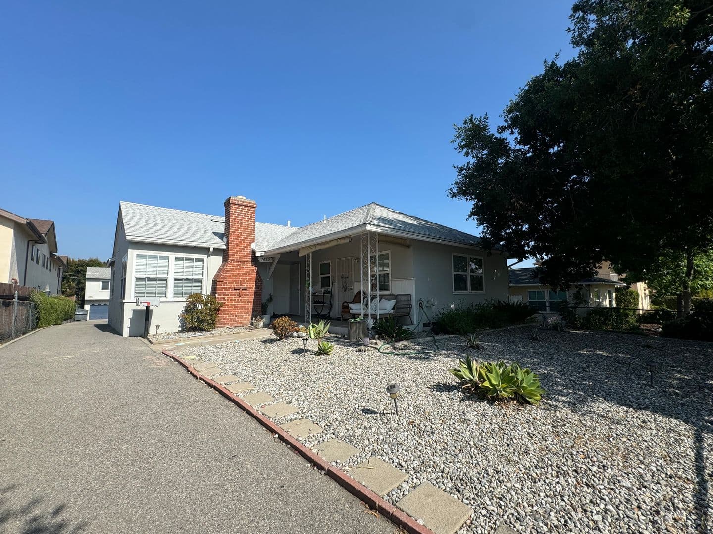 Pasadena Apartment: 1812 N. Allen Ave.