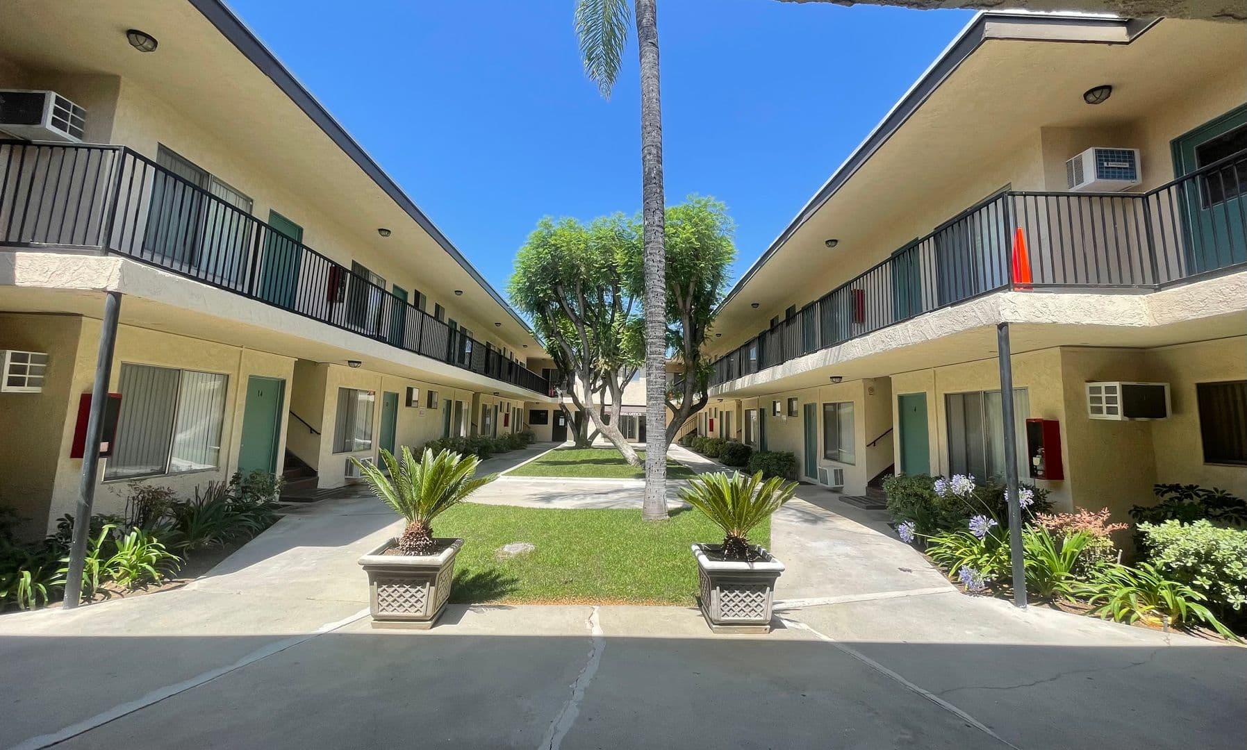 West Covina Apartment: 747 N Azusa Ave