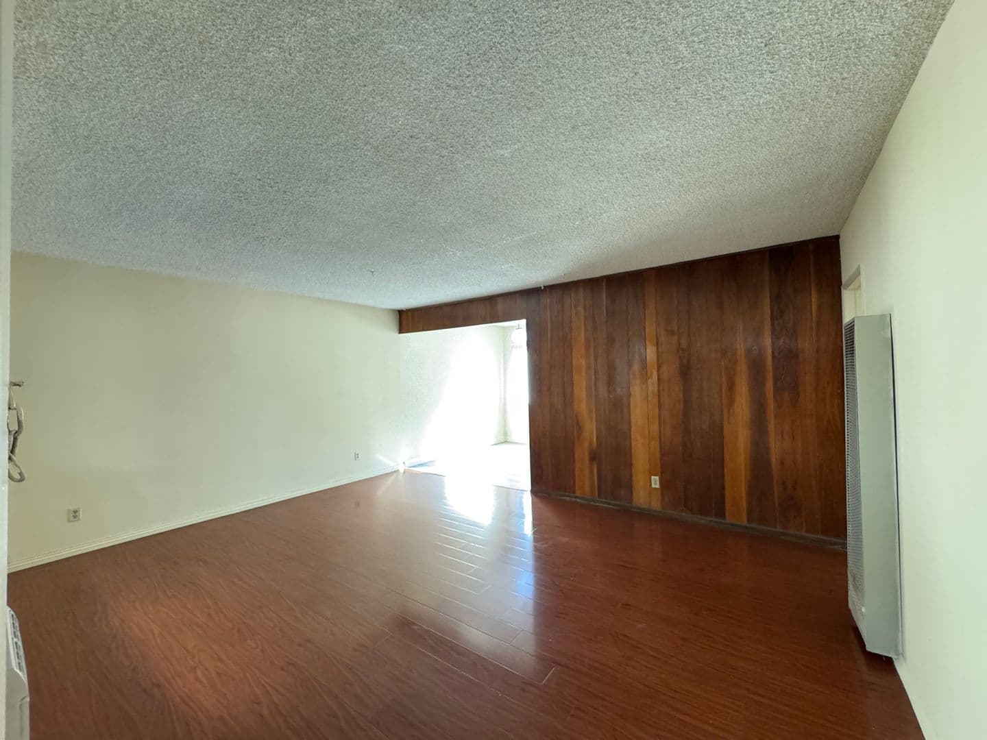 Temple City Apartment: 5708 Temple City Blvd.