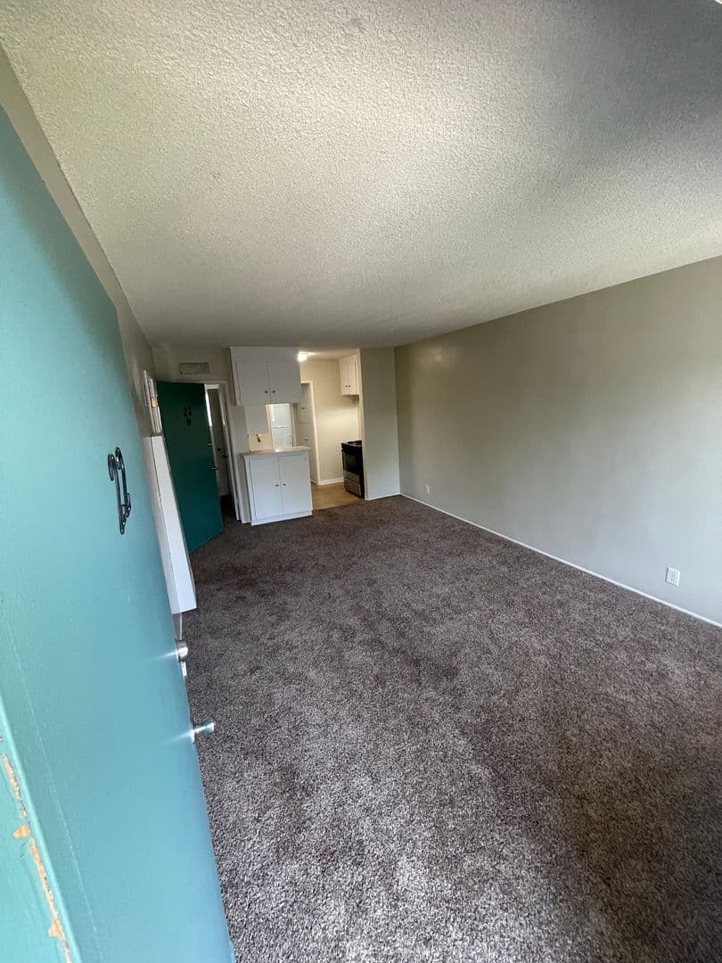 West Covina Apartment: 747 N Azusa Ave