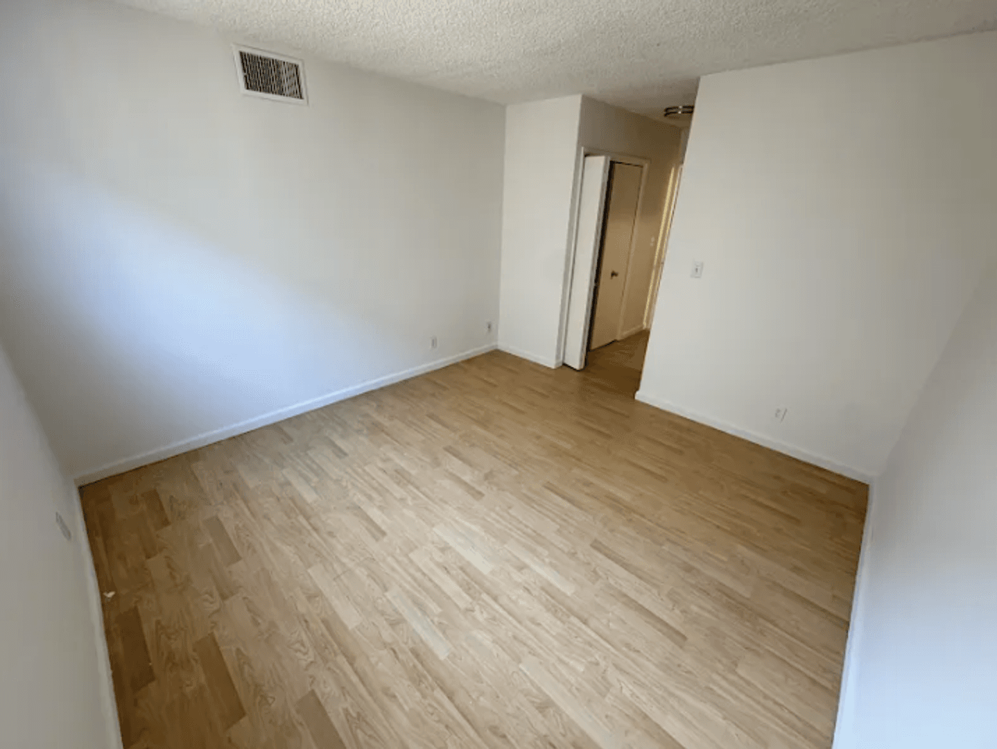 Los Angeles Apartment: 1150 N. Normandie Ave.
