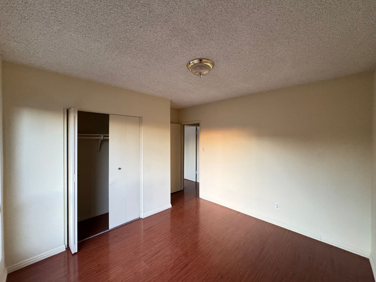 Temple City Apartment: 5708 Temple City Blvd.