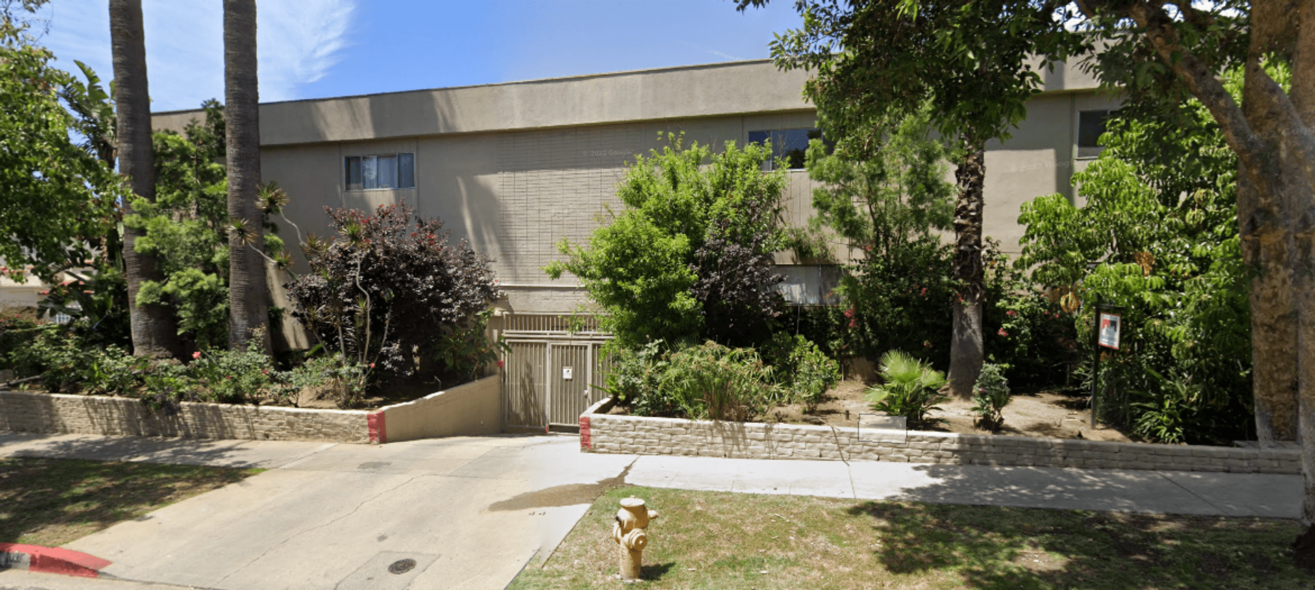 West Hollywood Apartment: 1031-1035  N. Harper Avenue