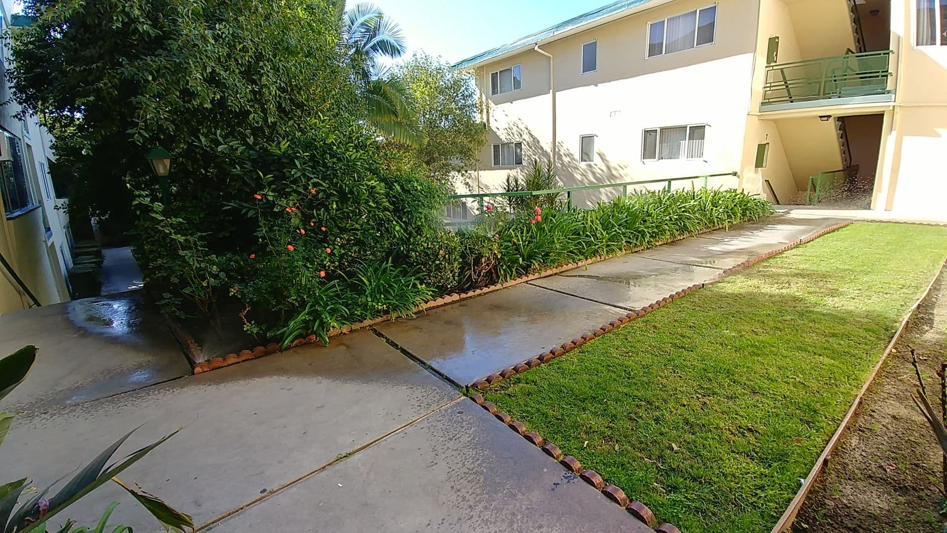 South Pasadena Apartment: 1675 Amberwood Drive