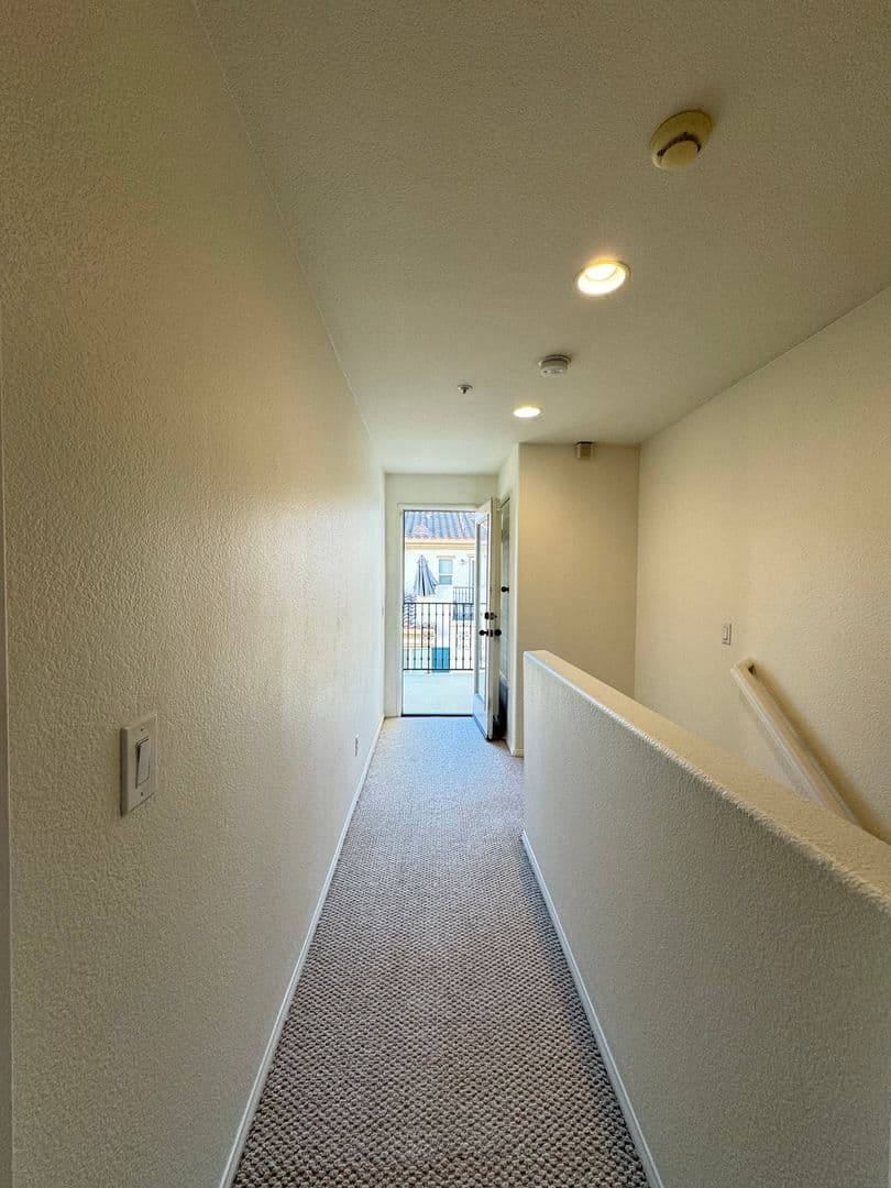 Pasadena Apartment: 616 E. Walnut Street