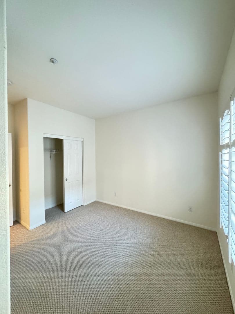 Pasadena Apartment: 616 E. Walnut Street